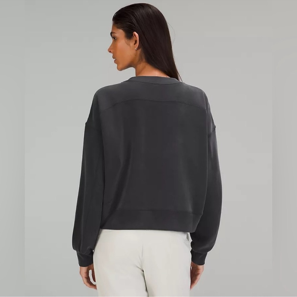 Lululemon Softstreme Perfectly Oversized Cropped Crew size 8